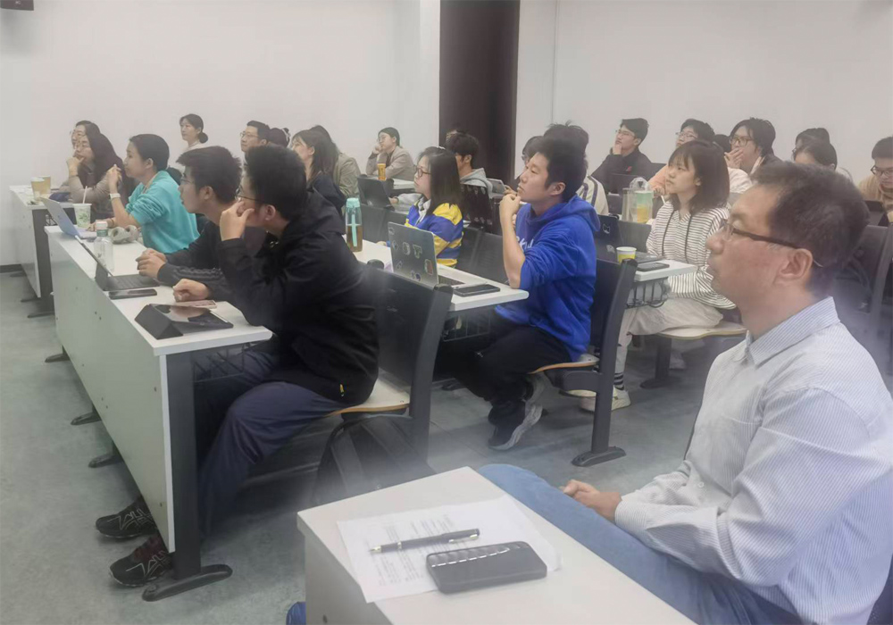 编辑后：图2 会场现场.jpg